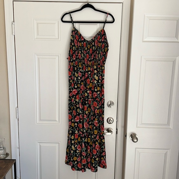 Colorful Floral Rose Tiered Flowy Maxi Dress Smocked Top Size 1X - Picture 5 of 13